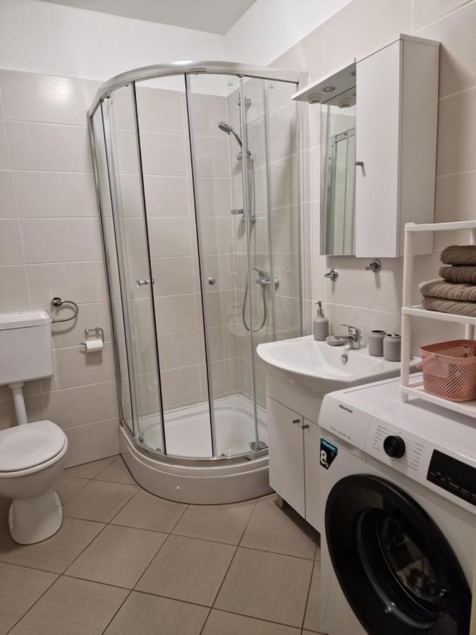 Apartments Lucija 센 객실 사진